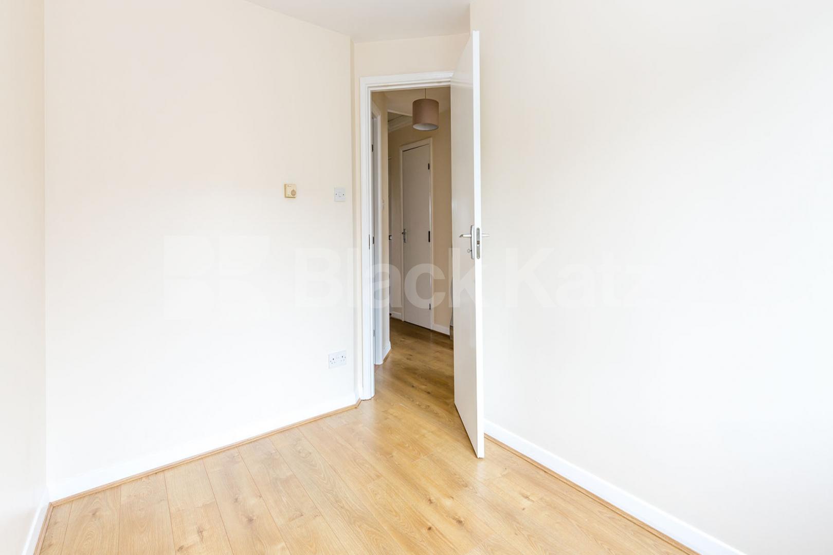Large reception, 2 double bedroom rooms on a quiet residential street  Bunning Way , Caledonian Road 